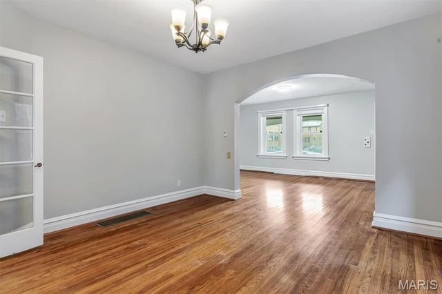 3916 Wilmington Avenue, St Louis, MO 63116