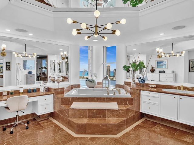 7000 Island Boulevard Ph-06, Aventura, FL 33160
