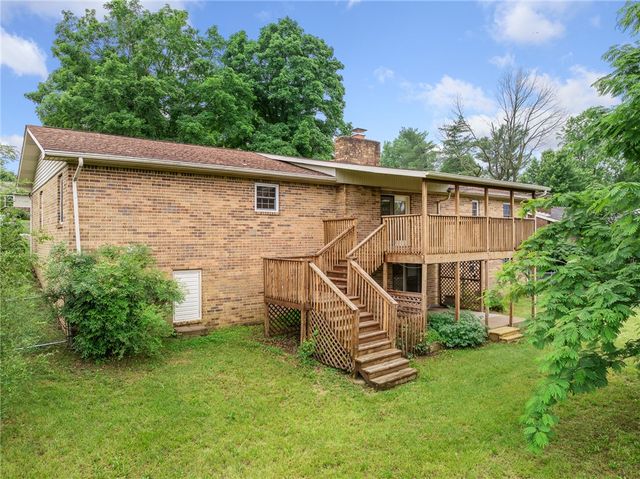 24 Meadow Lark Lane, Harrison, AR 72601