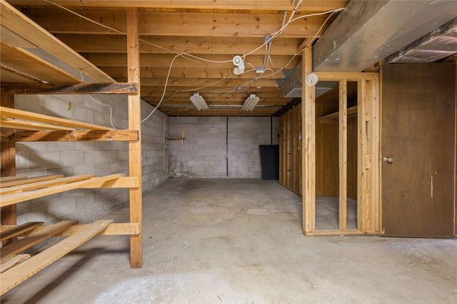 24 Meadow Lark Lane, Harrison, AR 72601