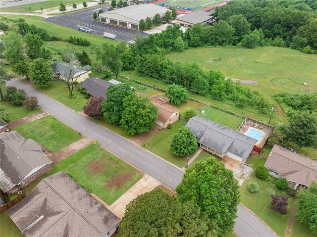24 Meadow Lark Lane, Harrison, AR 72601