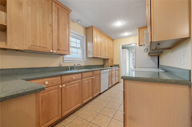 24 Meadow Lark Lane, Harrison, AR 72601