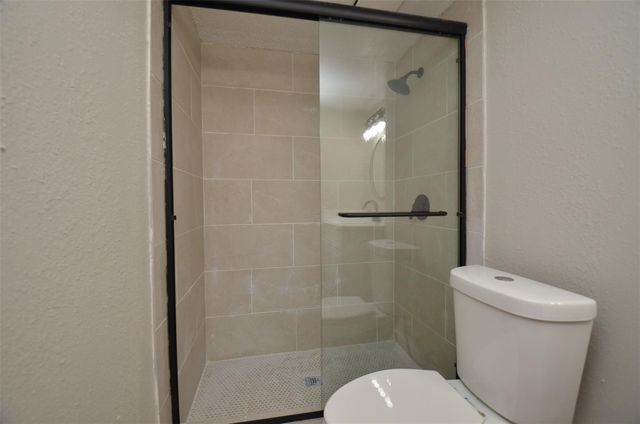 12019 Bob White Drive, Houston, TX 77035