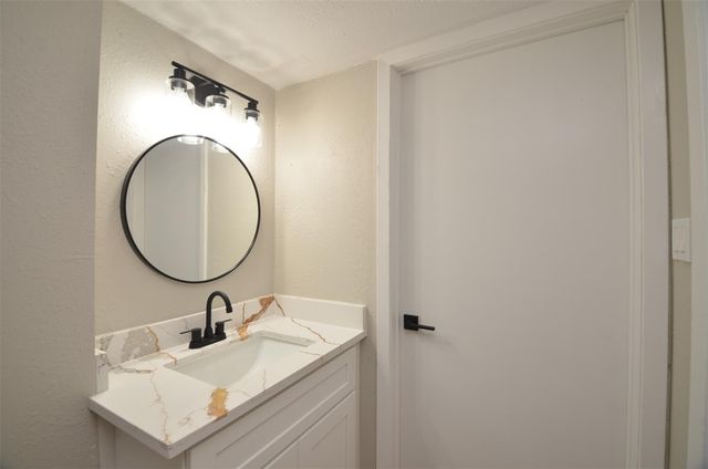 12019 Bob White Drive, Houston, TX 77035