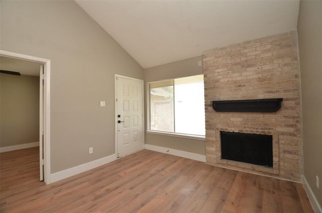 12019 Bob White Drive, Houston, TX 77035
