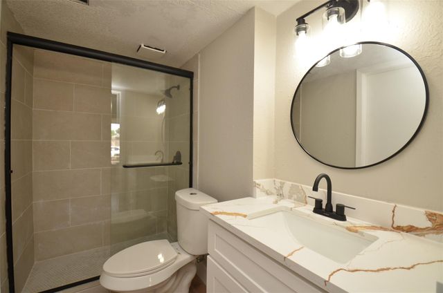 12019 Bob White Drive, Houston, TX 77035