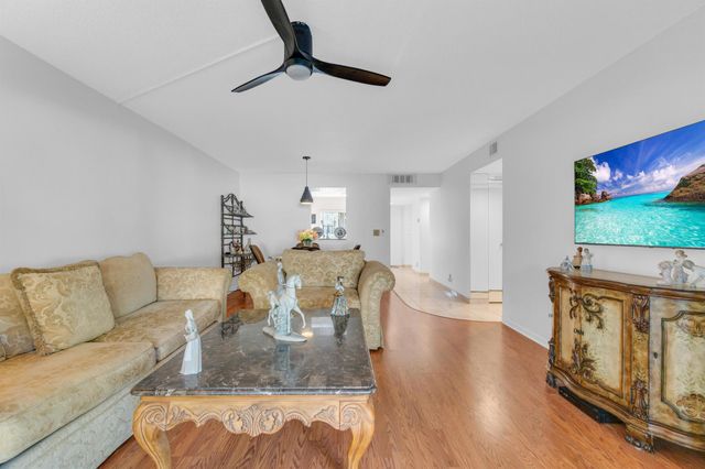 7301 Amberly Lane 109, Delray Beach, FL 33446