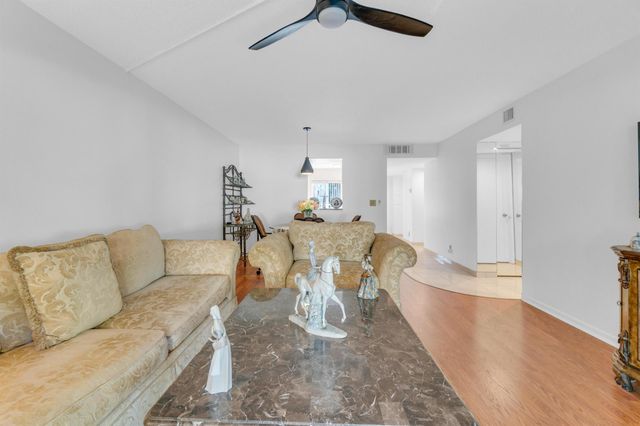 7301 Amberly Lane 109, Delray Beach, FL 33446