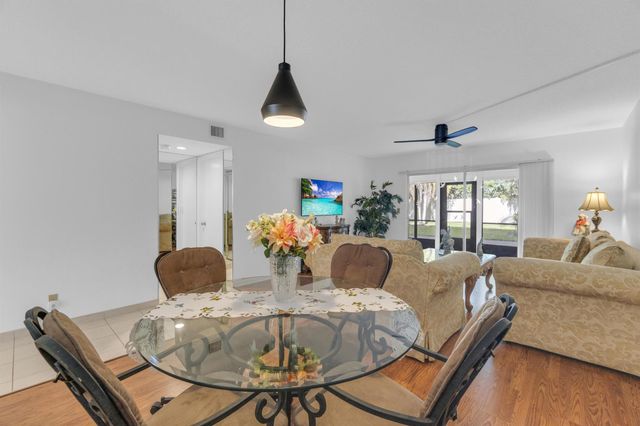 7301 Amberly Lane 109, Delray Beach, FL 33446