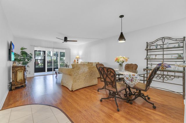 7301 Amberly Lane 109, Delray Beach, FL 33446