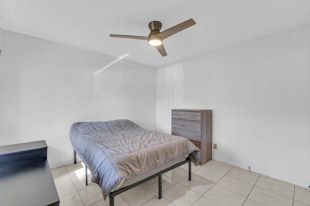 7301 Amberly Lane 109, Delray Beach, FL 33446