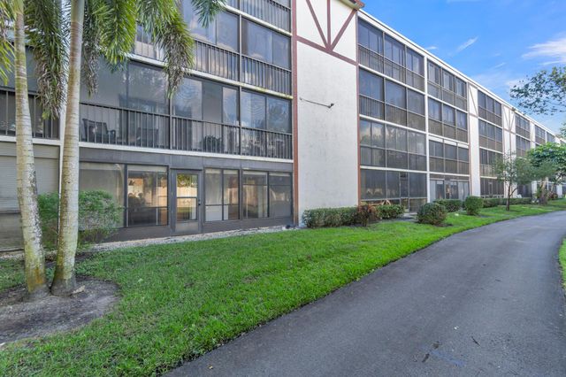 7301 Amberly Lane 109, Delray Beach, FL 33446