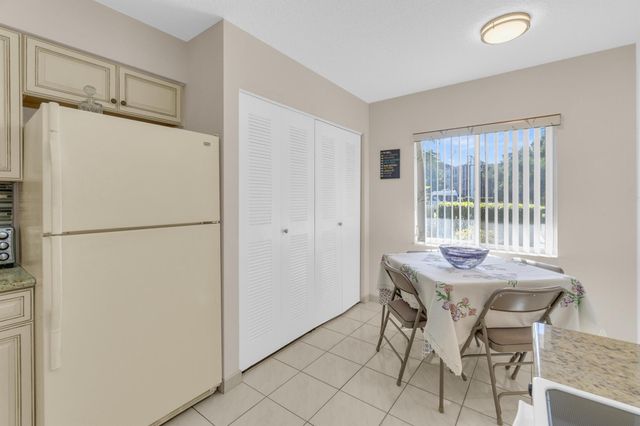 7301 Amberly Lane 109, Delray Beach, FL 33446