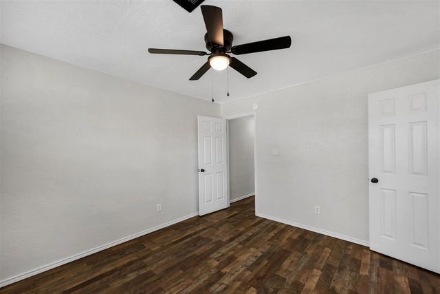 7202 NW Willow Creek Dr, Lawton, OK 73505