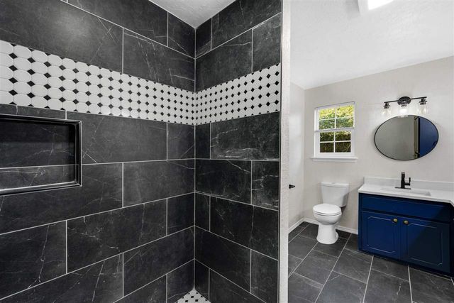 7202 NW Willow Creek Dr, Lawton, OK 73505