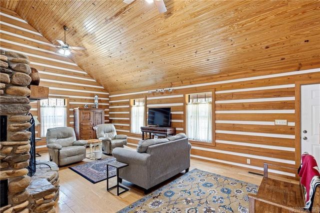 400 Owen Wait Road, Dover, AR 72837