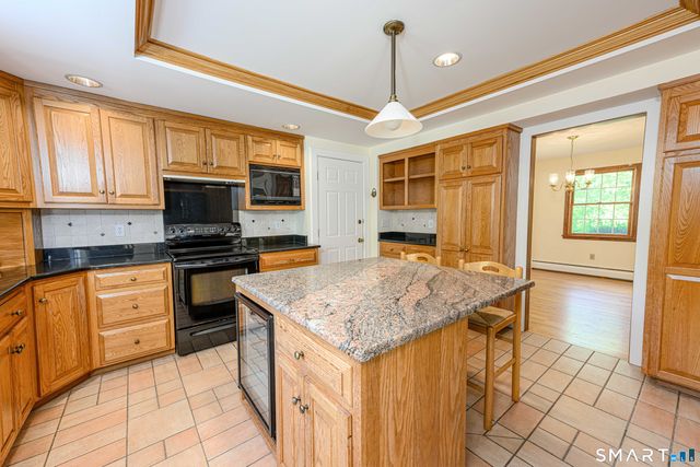 191 Saddle Hill Drive, Guilford, CT 06437