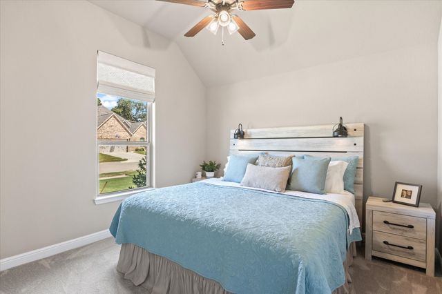 1321 Highland Park Circle, Granbury, TX 76048