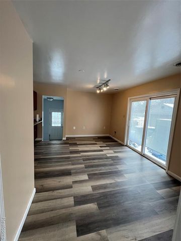 24607 Cunningham Avenue, Warren, MI 48091