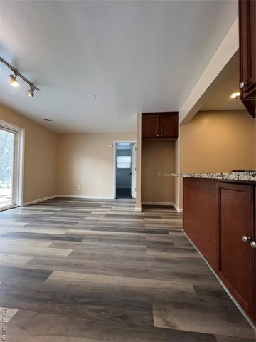 24607 Cunningham Avenue, Warren, MI 48091