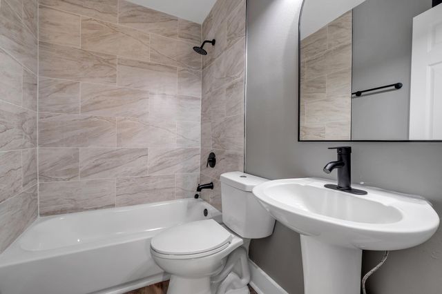 1710 Eisenhower Street, Tallahassee, FL 32310