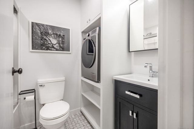 94 Washington Street APT 6, Norwalk, CT 06854