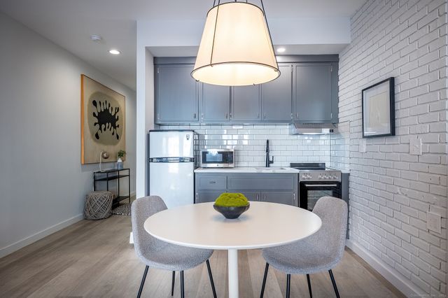 94 Washington Street APT 6, Norwalk, CT 06854