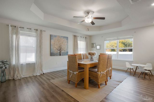 2957 Pga Blvd, Navarre, FL 32566