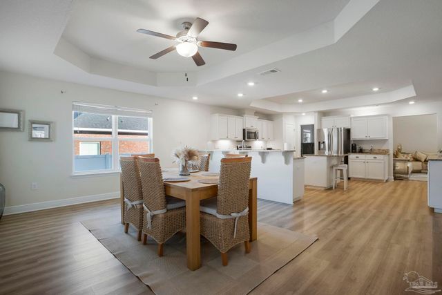 2957 Pga Blvd, Navarre, FL 32566