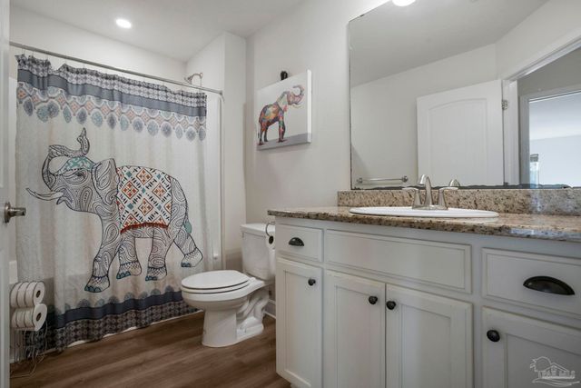 2957 Pga Blvd, Navarre, FL 32566