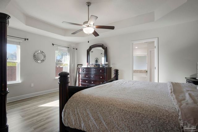 2957 Pga Blvd, Navarre, FL 32566