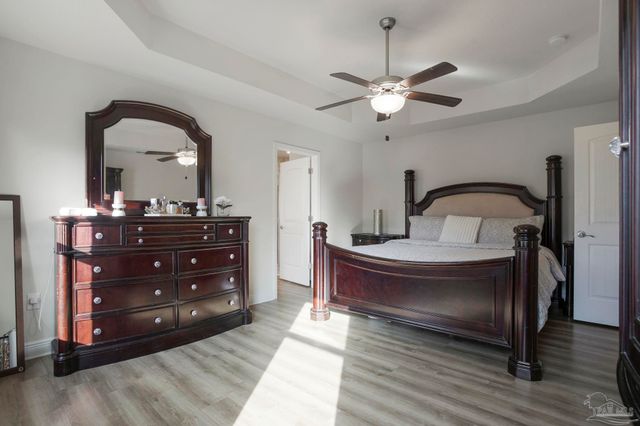 2957 Pga Blvd, Navarre, FL 32566