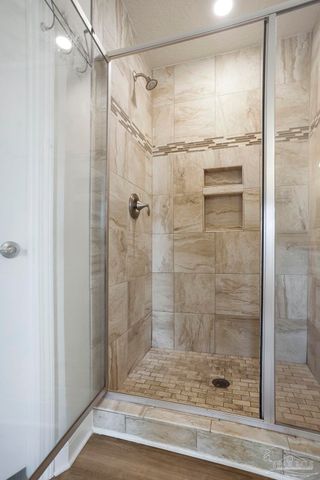 2957 Pga Blvd, Navarre, FL 32566