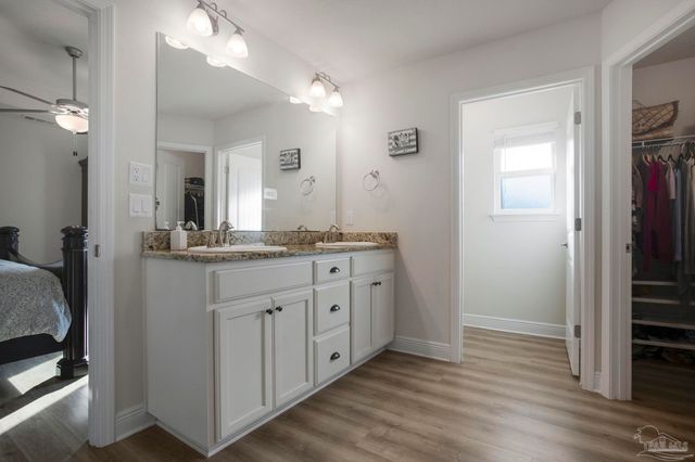 2957 Pga Blvd, Navarre, FL 32566