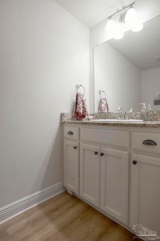 2957 Pga Blvd, Navarre, FL 32566