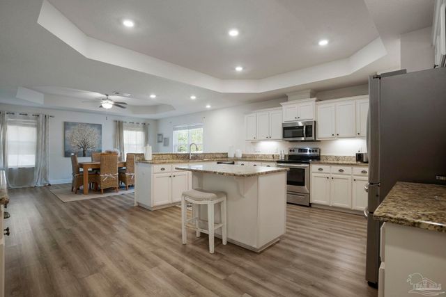 2957 Pga Blvd, Navarre, FL 32566