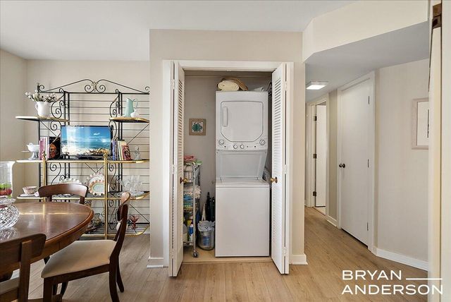 810 S Harbor Drive 16, Grand Haven, MI 49417