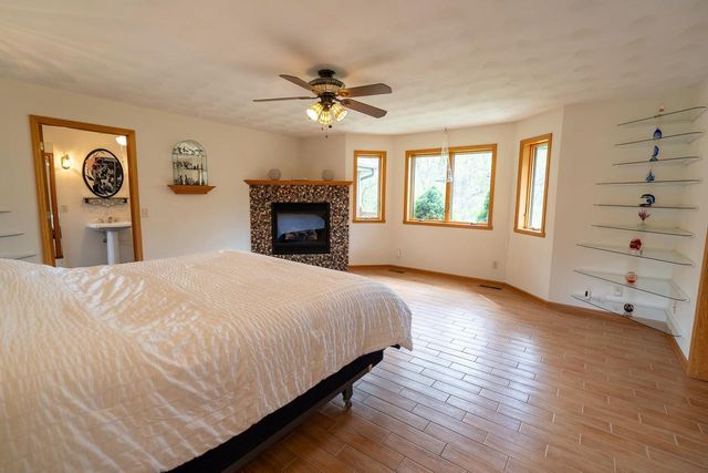 775 County Road A, Edgerton, WI 53534