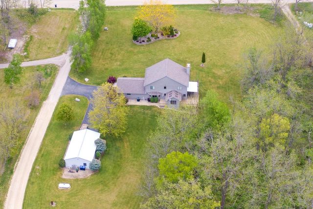 775 County Road A, Edgerton, WI 53534