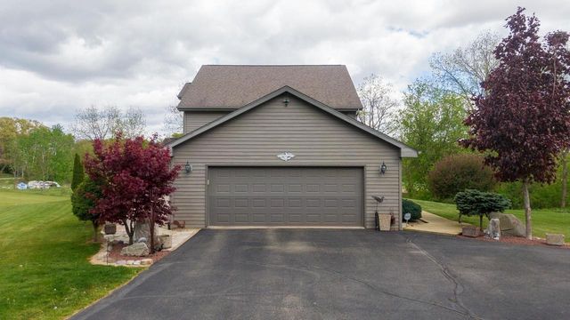 775 County Road A, Edgerton, WI 53534