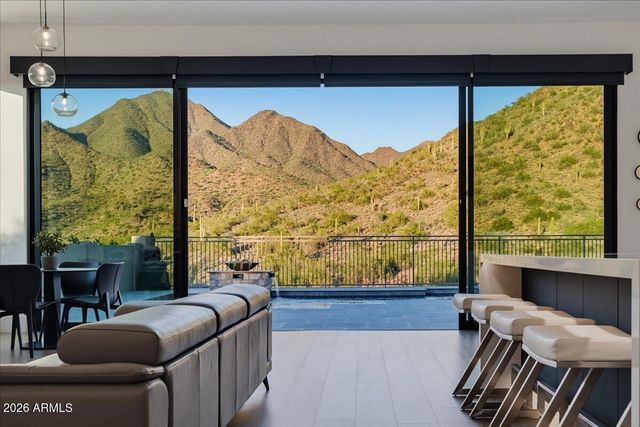 11392 E CARIBBEAN Lane, Scottsdale, AZ 85255