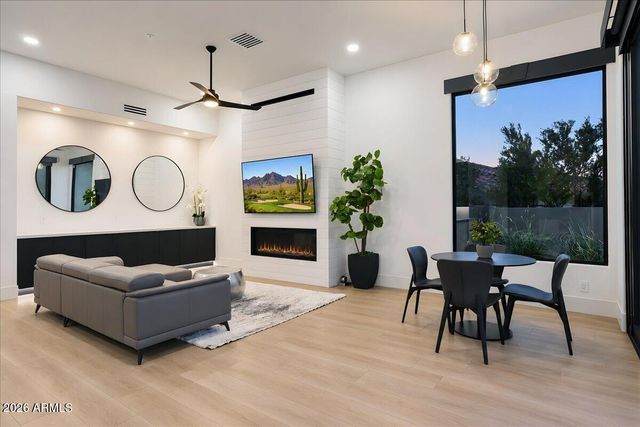 11392 E CARIBBEAN Lane, Scottsdale, AZ 85255
