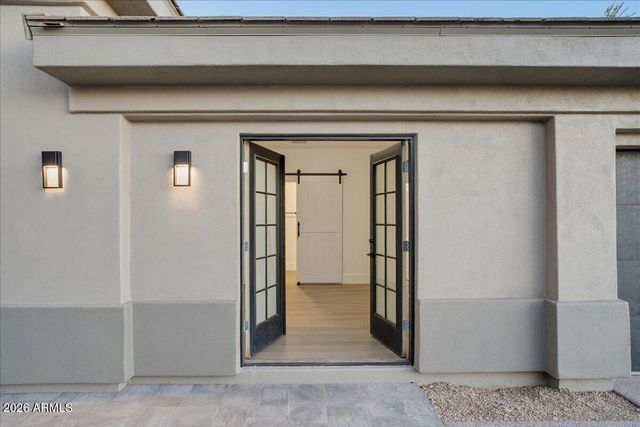 11392 E CARIBBEAN Lane, Scottsdale, AZ 85255