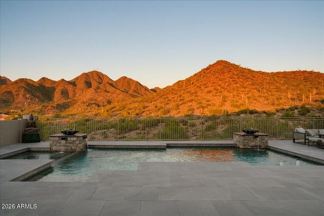 11392 E CARIBBEAN Lane, Scottsdale, AZ 85255
