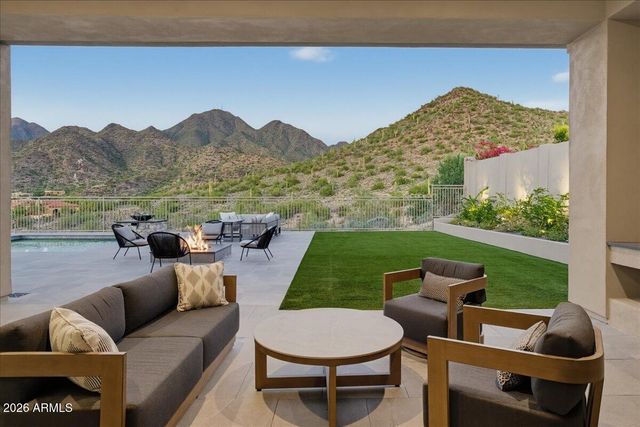 11392 E CARIBBEAN Lane, Scottsdale, AZ 85255
