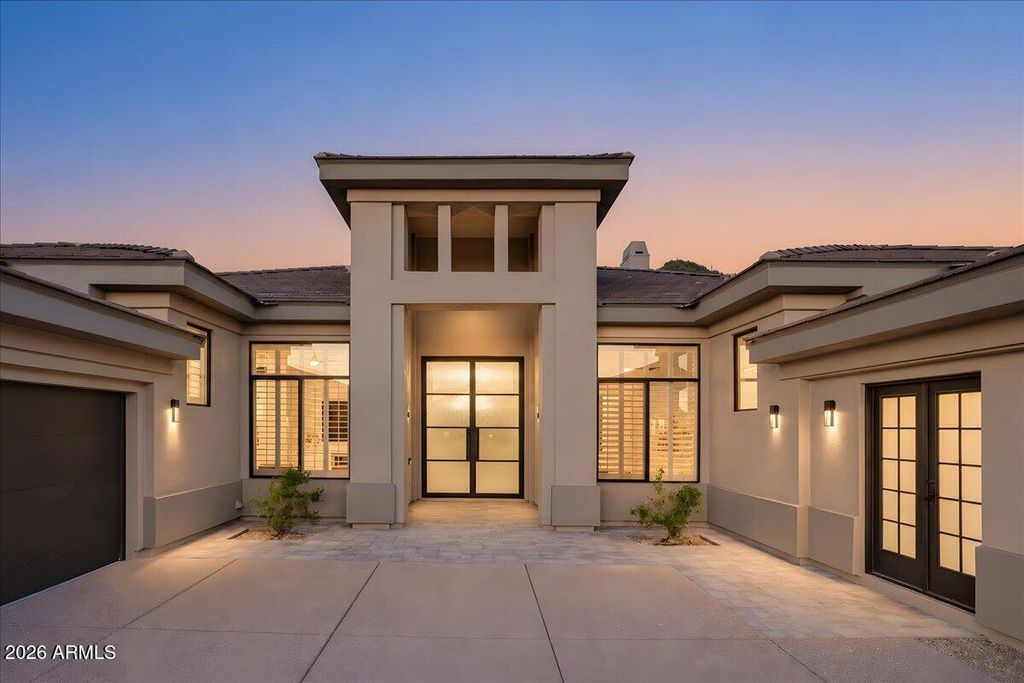 11392 E CARIBBEAN Lane, Scottsdale, AZ 85255 — photo 2