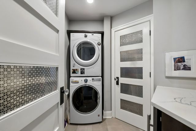 936 W MADISON Street 2A, Chicago, IL 60607