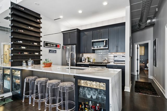 936 W MADISON Street 2A, Chicago, IL 60607