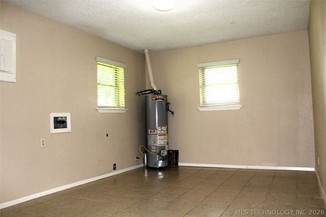 856 Sterret Road, Calera, OK 74730