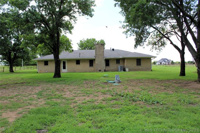 856 Sterret Road, Calera, OK 74730